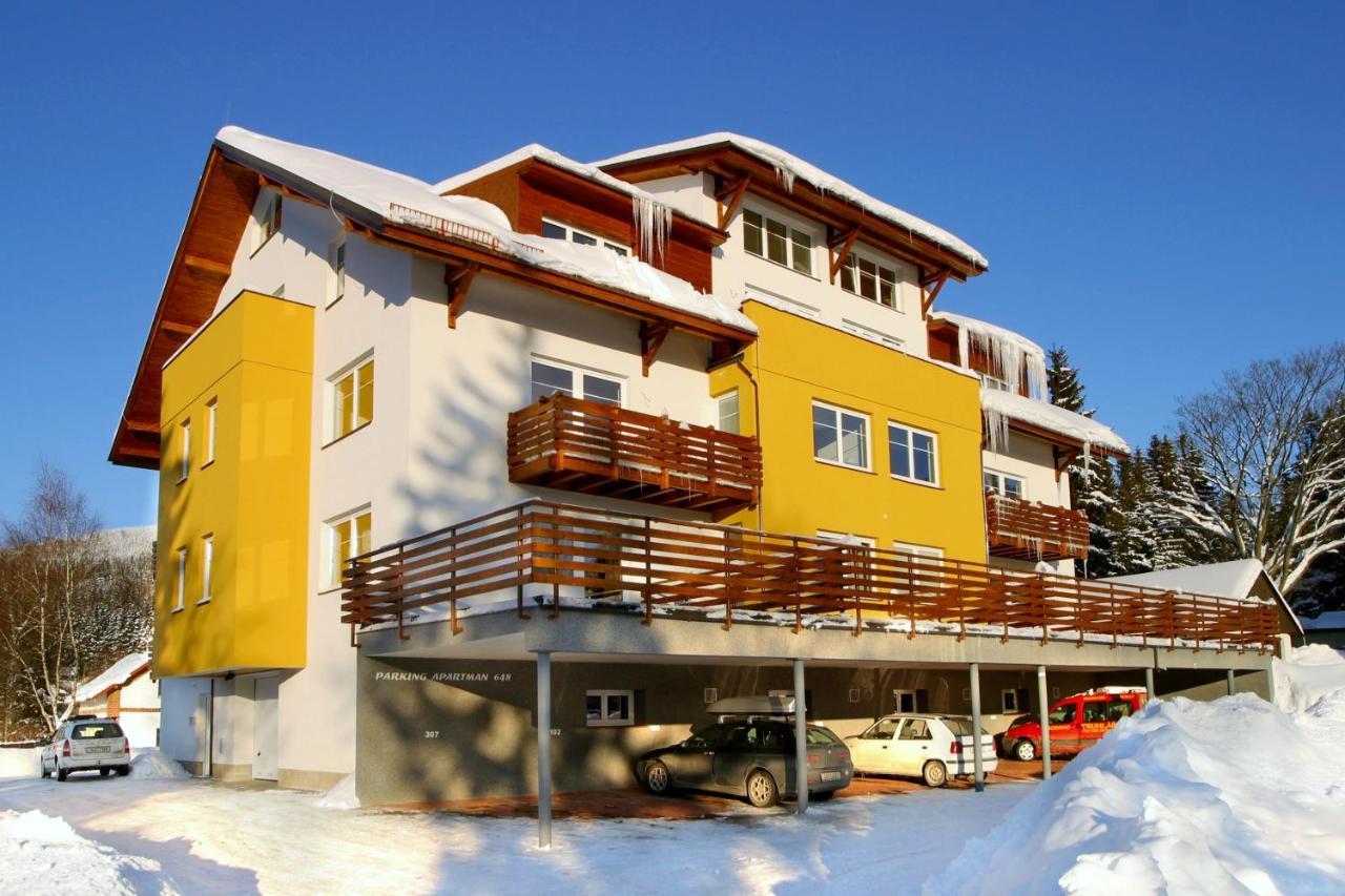 Apartmán u sklárny Apartamento Harrachov Exterior foto